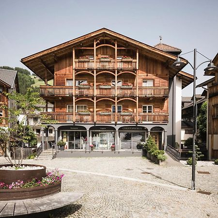 Christophorus Mountain Residence San Vigilio Di Marebbe Zewnętrze zdjęcie